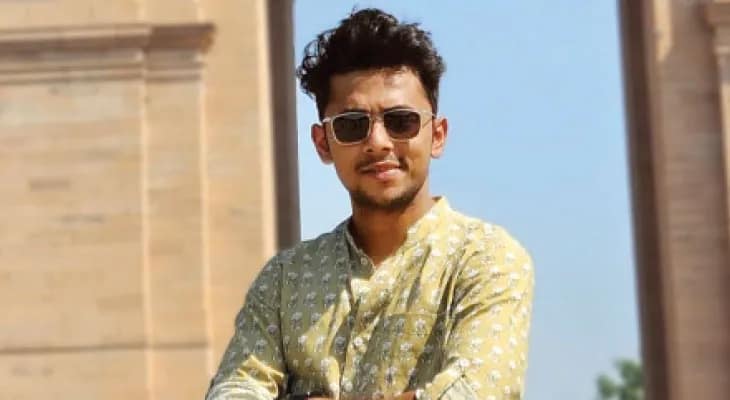 এক ফোনে বদলে গেল ভাগ্য, ‘থামা’ সিনেমায় সৌম্যদীপের গান মুখে মুখে
