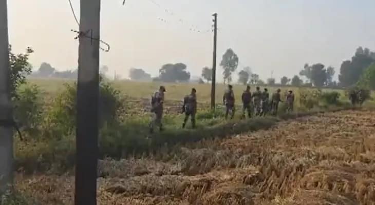 জম্মু-কাশ্মীরের আরএস পুরায় আন্তর্জাতিক সীমান্ত বরাবর মাদক বিরোধী অভিযান বিএসএফের