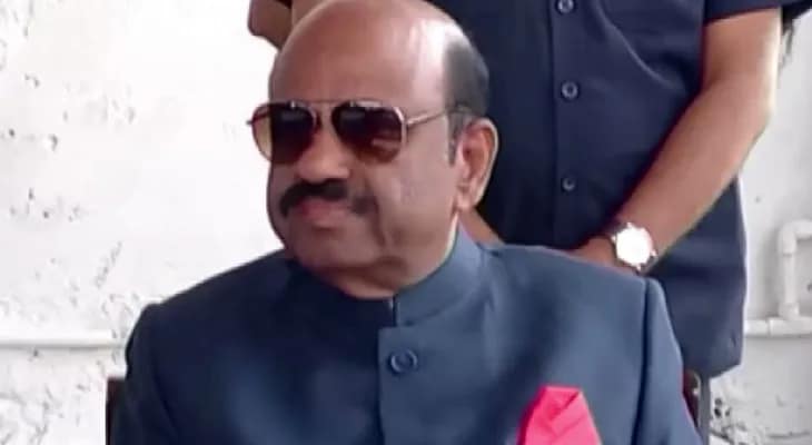 হবু উপাচার্যদের ডেকে রাজ্যের কথায় না চলার ‘পরোক্ষ’ বার্তা রাজ্যপালের!