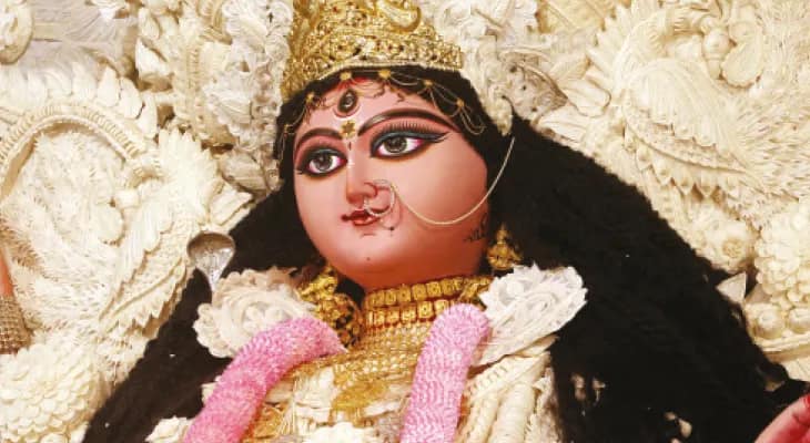 দুর্যোগের জেরে তাল কাটল অষ্টমীর,  বৃহস্পতিবার সুরে ফিরতে মরিয়া চন্দননগর