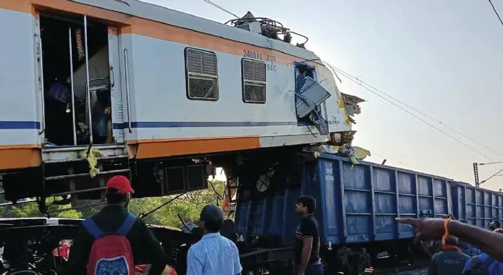 বিলাসপুরে ট্রেন দুর্ঘটনায় মৃতের সংখ্যা বেড়ে দাঁড়াল সাত