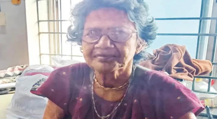 দু’বছর ধরে হাসপাতালে মা, ছেলেকে খুঁজে বাড়ি ফেরাল হ্যাম রেডিও
