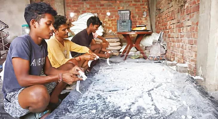 বোল্লা কালীর পুজো ও মেলা উপলক্ষ্যে তৈরি হচ্ছে ১০০ কুইন্টাল মিষ্টি ভোগ