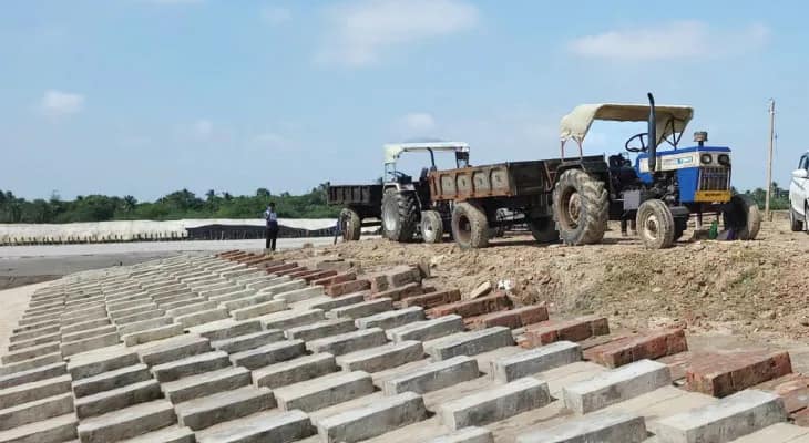 ২৫ কোটিতে গঙ্গাসাগরে কংক্রিটের বাঁধ নির্মাণ, কাজ শুরু সেচদপ্তরের