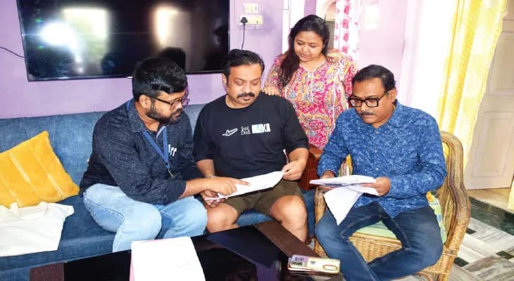 বুথে বুথে জোড়াফুল, টনক নড়ল বিজেপির, সহায়তা কেন্দ্র নিয়ে বাকযুদ্ধ, সরগরম শিলিগুড়ি