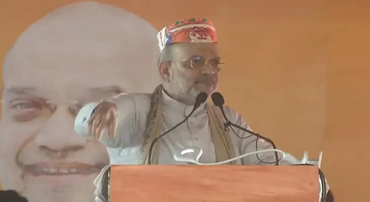 বিহারের মধুবনীর জনসভায় বক্তব্য রাখছেন কেন্দ্রীয় স্বরাষ্ট্রমন্ত্রী অমিত শাহ