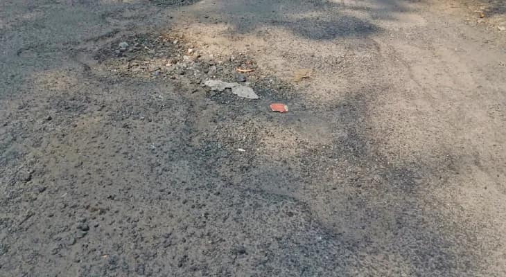 বড়গাছিয়া থেকে হাঁটাল রাস্তা বেহাল, সংস্কারের আশ্বাস পঞ্চায়েত সমিতির