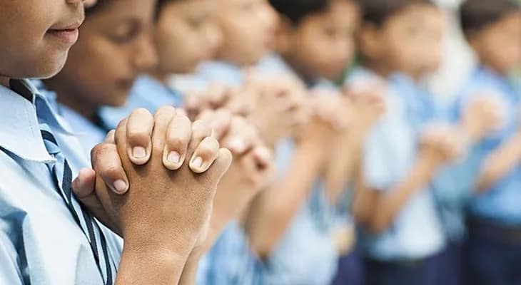 ‘বাংলার মাটি,  বাংলার জল’ গাওয়া হবে না জিটিএ এলাকার স্কুলে