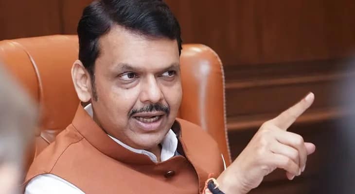 ‘দেবেন্দ্র ফড়নবিশ অপরাধীদের আড়াল করতে চাইছেন’, পুনে জমিকাণ্ডে তোপ উদ্ধবপন্থী শিবসেনা নেতা অনন্ত দুবের