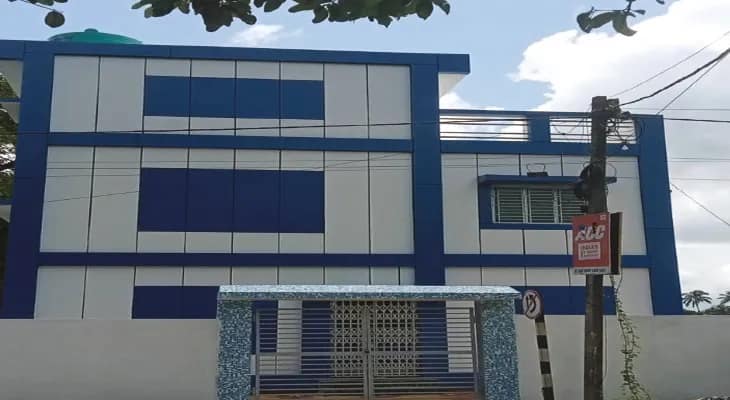 মেশিন এসে পড়ে রয়েছে, হয়নি প্রশিক্ষণও চালুই হল না জয়নগরের মোয়া হাব