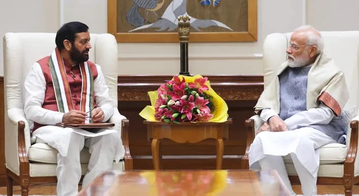 নয়াদিল্লিতে প্রধানমন্ত্রী নরেন্দ্র মোদির সঙ্গে দেখা করলেন হরিয়ানার মুখ্যমন্ত্রী নায়েব সিং সাইনি