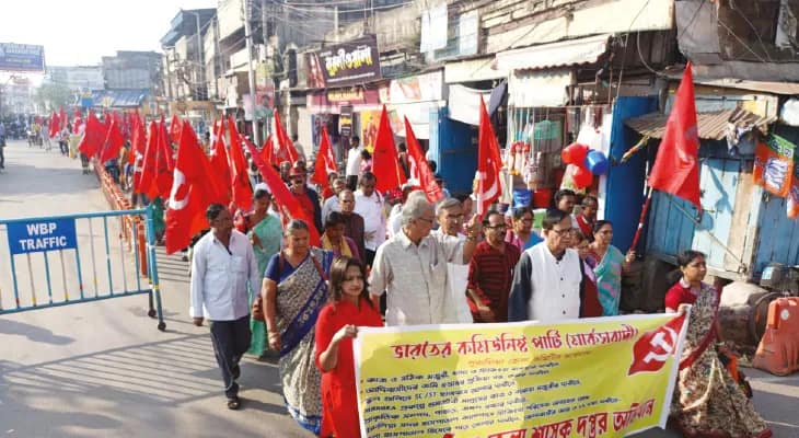 সেলিমের নেতৃত্বে পুরুলিয়া জেলাশাসক দপ্তর অভিযান