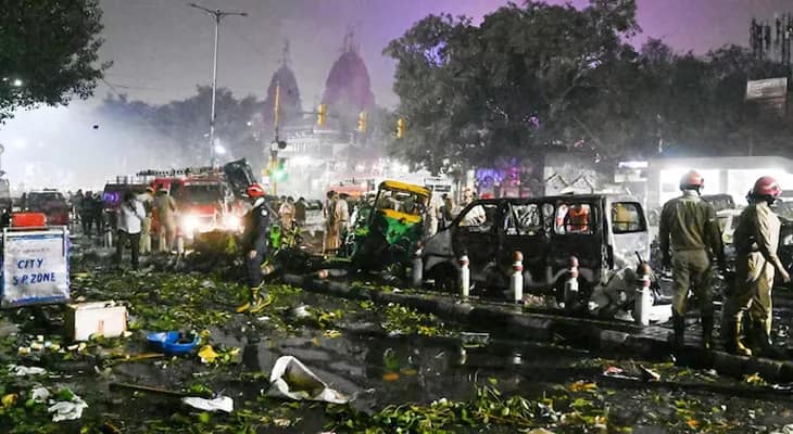 লালকেল্লায় বিস্ফোরণ: সামরিক গ্রেডেড বিস্ফোরক ব্যবহার করা হয়েছে, জানা যাচ্ছে সূত্র মারফত
