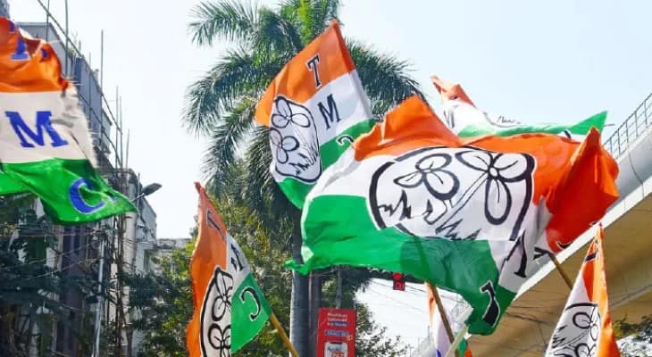 কাজ করো, নইলে গদি ছাড়ো, স্ট্যান্ড তৃণমূলের, নিশানায় এবার পঞ্চায়েত সমিতির সভাপতি, প্রধান