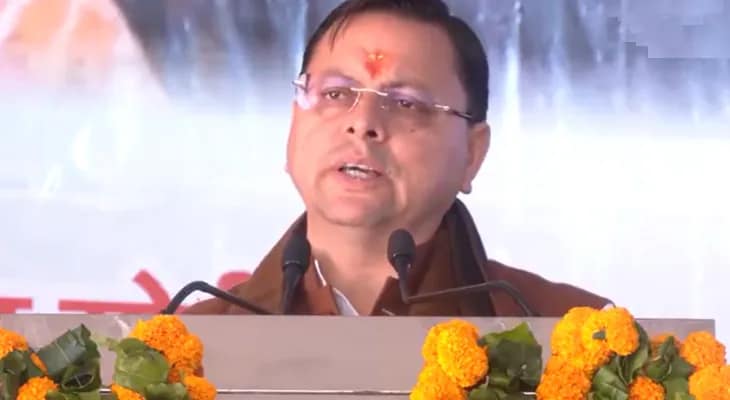 চামোলির সভায় বক্তব্য রাখছেন উত্তরাখণ্ডের মুখ্যমন্ত্রী পুষ্কর সিং ধামি
