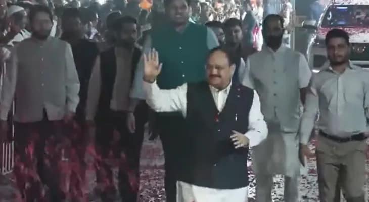 দিল্লিতে পার্টি অফিসে পৌঁছলেন কেন্দ্রীয় মন্ত্রী তথা বিজেপির সর্বভারতীয় সভাপতি জে পি নাড্ডা