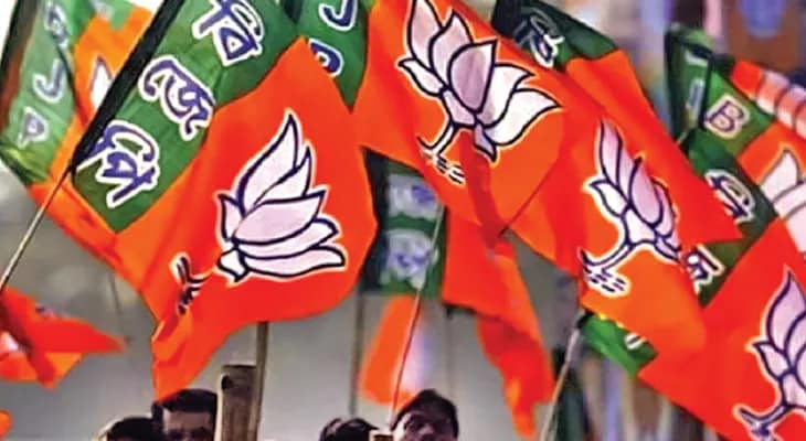 সংঘ প্রধানের সাজানো বাগানে ‘ফুল’ তুলতে বঙ্গ সফরে বিজেপি সভাপতি