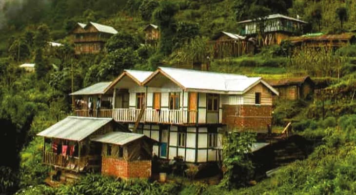 সফরনামা: মেঘ-পাহাড়ের স্বপ্নপুরী কোলাখাম