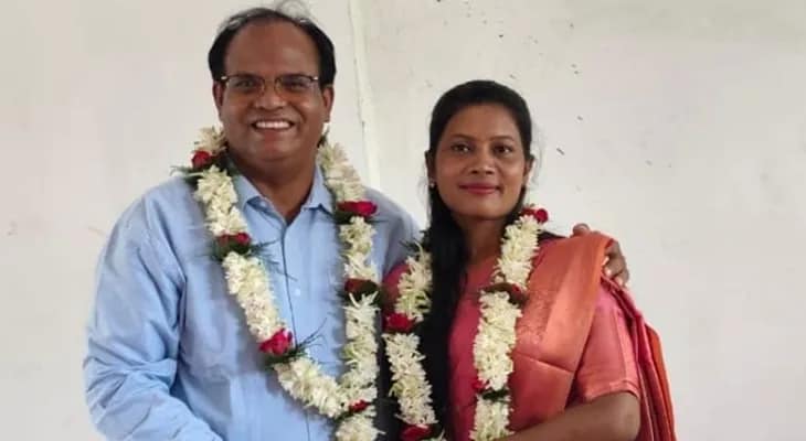 সাত পাকে বাঁধা পড়লেন প্রাক্তন কেন্দ্রীয় মন্ত্রী জন বারলা