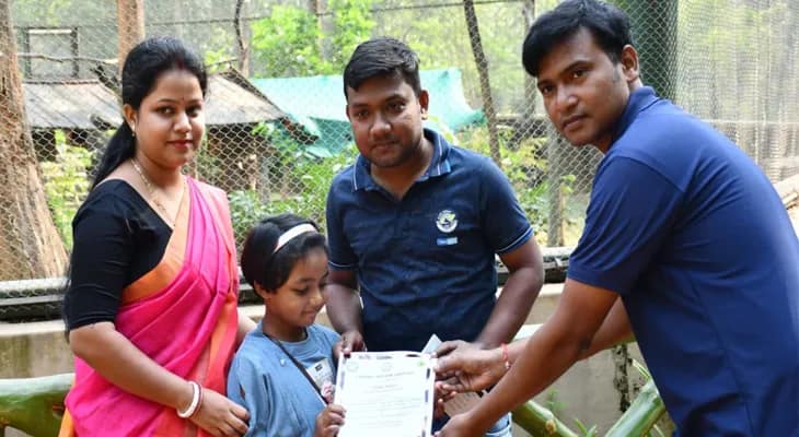ঝাড়গ্রাম জুওলজিক্যাল পার্কে পশুপাখি দত্তক নেওয়ার আগ্ৰহ তুঙ্গে, খুশি কর্তারা, বনমন্ত্রী বীরবাহা হাঁসদার পোষ্য মেছো বিড়াল এখন সেলিব্রিটি