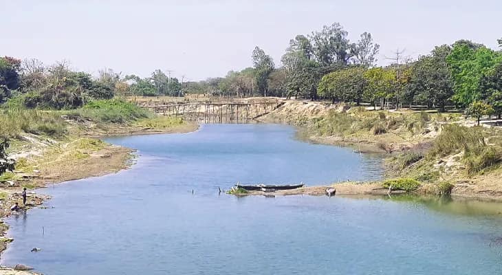 হাহাজান ঘাটে সেতুর দাবিতে আন্দোলনে জোট ছ’টি গ্রামের