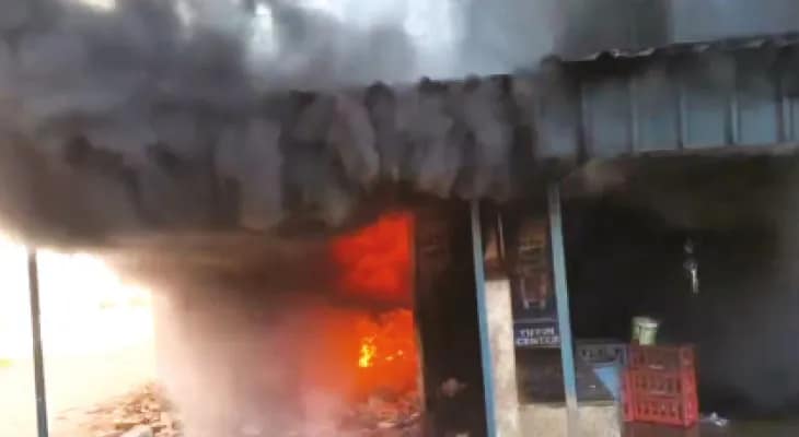 হাওড়ার মৌড়ি নিমতলায় বাইকের গ্যারাজে আগুন, মৃত্যু মালিকের