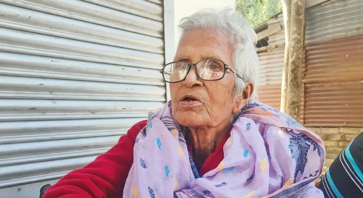 ‘চোরাপথে ভারতে আসার মাশুল দিচ্ছি’, ৫ বছর দক্ষিণেশ্বরে, ফেরার অপেক্ষায় হাকিমপুর সীমান্তে অশীতিপর বৃদ্ধা