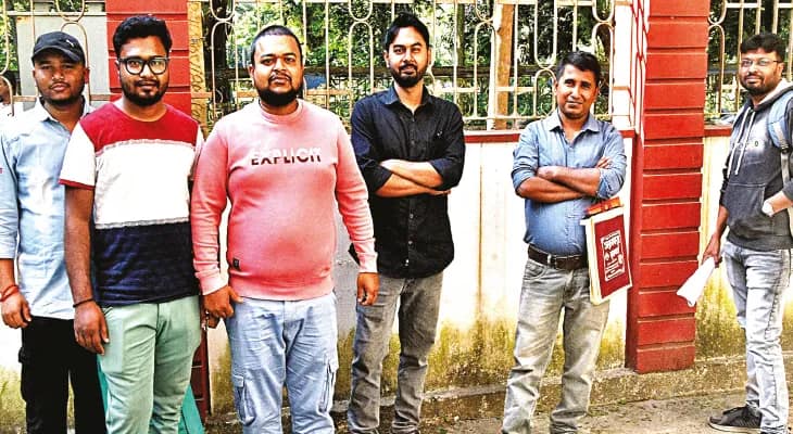 সিএএ প্রক্রিয়া মিটতে লাগছে ৪ থেকে ৫ মাস, নাগরিকত্ব কার্ড পেয়ে এসআইআরে আবেদন কীভাবে? আশঙ্কায় বাসিন্দারা