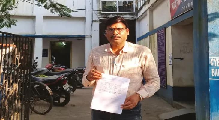 দিল্লি বিস্ফোরণ-কাণ্ডে ব্যবহার আপনার সিম, হুমকি ফোন চেয়ারম্যান সহ তিন কাউন্সিলারকে
