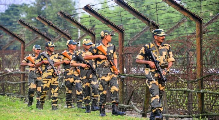 অশান্ত বাংলাদেশ, কাঁটাতারের ওপারে চাষ করতে যেতে মানা, বিপাকে করিমপুরের কৃষকরা