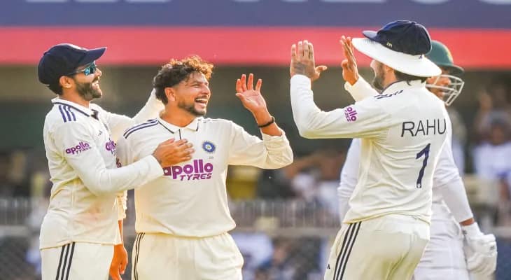 কুলদীপের তিন উইকেট, হাফ-সেঞ্চুরি হাতছাড়া স্টাবসের, শেষ পর্বে লড়াইয়ে ফিরল টিম ইন্ডিয়া