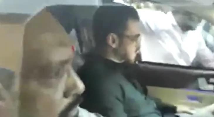 মুম্বইয়ের ভিলে পার্লে শ্মশানে পৌঁছলেন অভিনেতা সলমন খান