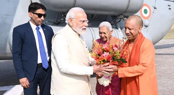 অযোধ্যায় পৌঁছলেন প্রধানমন্ত্রী নরেন্দ্র মোদি