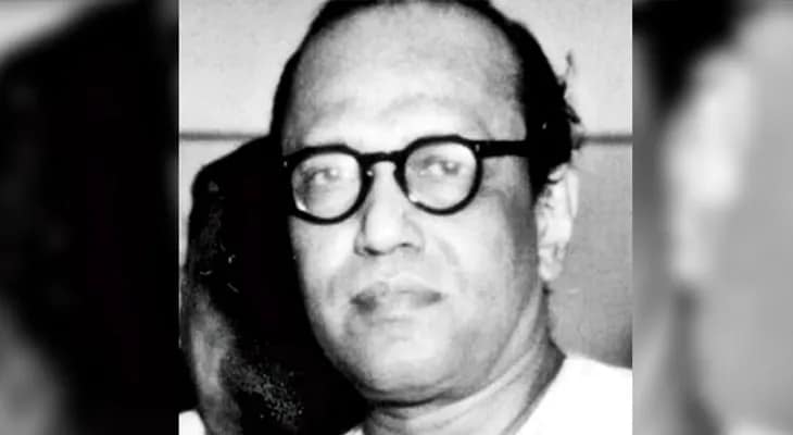 পরিচালক তথা অভিনেতা দেবকীকুমার বসুর জন্মবার্ষিকীতে শ্রদ্ধা জানালেন রাজ্যের মুখ্যমন্ত্রী মমতা বন্দ্যোপাধ্যায়