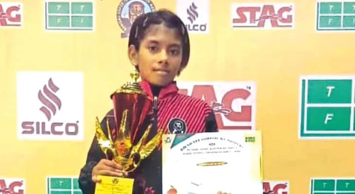 রাজ্য টিটিতে ২টি সোনা জয়, বাবা-মা’র দুঃখ ঘোচাতে চায় দয়িতা