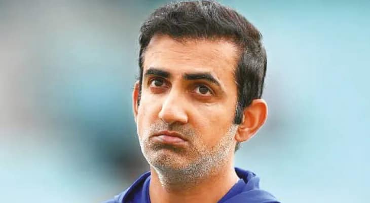 শ্রীকান্তের তোপের মুখে কোচ গম্ভীর