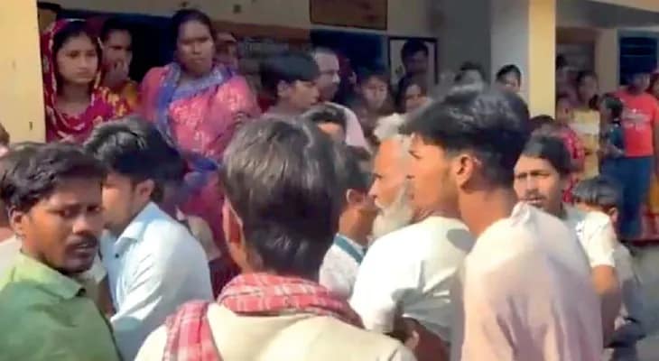 শিশু শিক্ষাকেন্দ্রের বাসনপত্র ও চাল চুরির অভিযোগ শিক্ষিকার বিরুদ্ধে