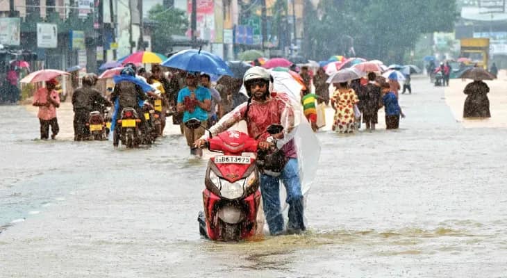 শ্রীলঙ্কায় বৃষ্টি-ধসে মৃতের সংখ্যা বেড়ে ১২৩