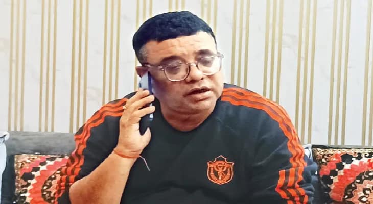 জলপাইগুড়ি পুরসভার হাল ফেরানো সহজ নয়, কাজিয়ার মাঝেই মন্তব্য সন্দীপ মাহাতর, ‘মুখে বললেই কি ভাঁড়ারে টাকা আসবে?’ খোঁচা ভাইস চেয়ারম্যানের