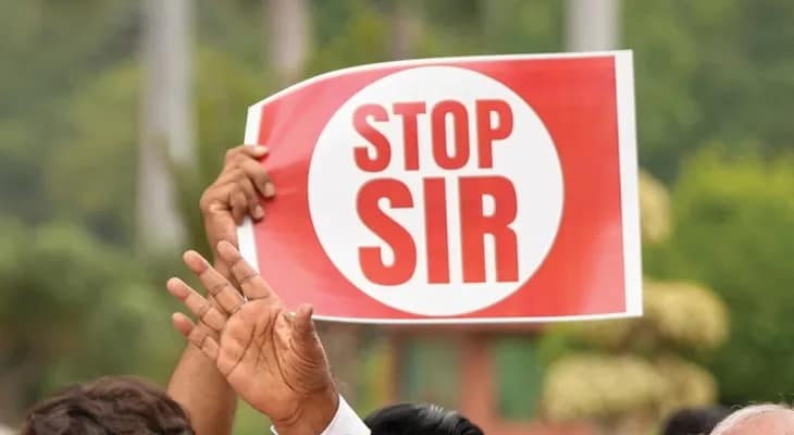 এসআইআর ইস্যুতে নির্বাচন কমিশনকে তোপ মমতার