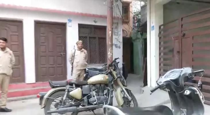 দিল্লি বিস্ফোরণ: অভিযুক্ত চিকিৎসক শাহিনের লখনউয়ের বাড়িতে এনআইএ আধিকারিকদের তল্লাশি অভিযান