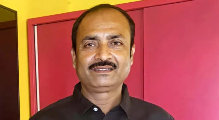 সিউড়ি পুরসভা: চেয়ারম্যানের বিরুদ্ধে ক্ষোভ প্রকাশ করে পদত্যাগ তৃণমূল কাউন্সিলারের