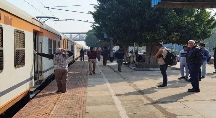 রক্ষণাবেক্ষণের কাজ, বর্ধমান-আসানসোল লাইনে ট্রেন বাতিল