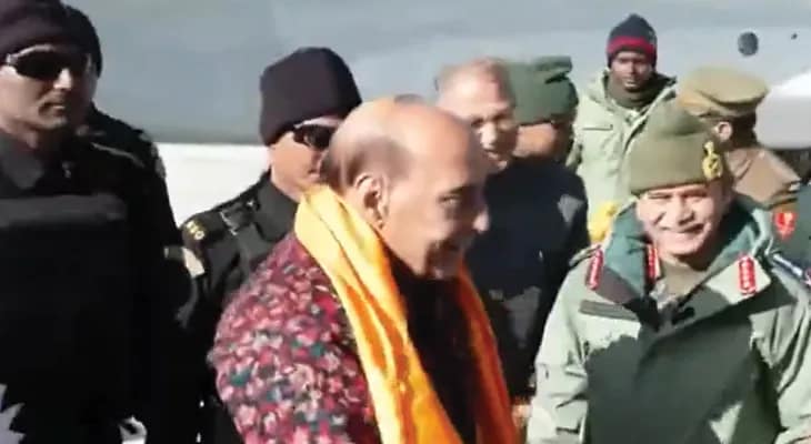 লেহতে পৌঁছলেন প্রতিরক্ষামন্ত্রী রাজনাথ সিং
