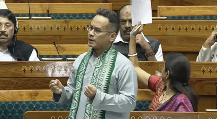 বন্দেমাতরমের রাজনীতিকরণ করছেন প্রধানমন্ত্রী নরেন্দ্র মোদি, তোপ কংগ্রেসের