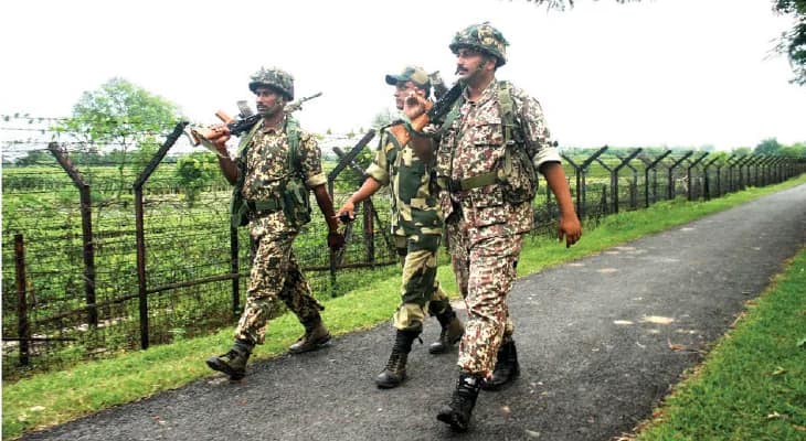 সীমান্ত ঘেঁষা গ্রামে মাথাচাড়া দিচ্ছে নিষিদ্ধ সংগঠন, উদ্বেগ, ধর্মীয় অনুষ্ঠানে বহিরাগতদের ভিড়, নজরদারি গোয়েন্দাদের