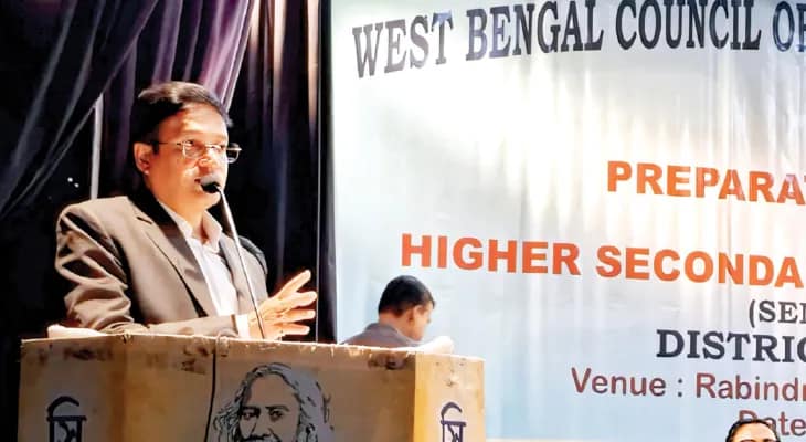 উচ্চমাধ্যমিক পরীক্ষার প্রস্তুতি নিয়ে বৈঠক সিউড়ি রবীন্দ্রসদনে