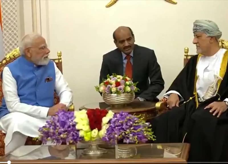 ওমানের উপপ্রধানমন্ত্রী সাইয়িদ শিহাব বিন তারিক আল সাইদের সঙ্গে বৈঠক প্রধানমন্ত্রী নরেন্দ্র মোদির