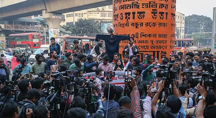 বাংলাদেশে সংবাদমাধ্যম এবং ছায়ানট-এ হামলার ঘটনায় স্বরাষ্ট্র উপদেষ্টা জাহাঙ্গীর আলমের অপসারণের দাবি নাগরিক সমাজের