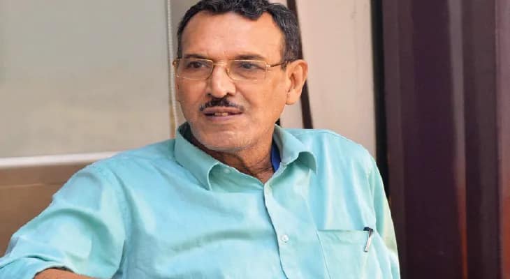 দায়িত্ব সামলাতে না পারলে কল্যাণ চেয়ার ছাড়ুক: সুব্রত ভট্টাচার্য